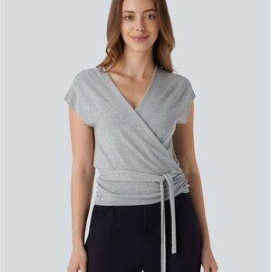 NWT HALARA V Neck Crossover Short-sleeved Belted Work Sweater